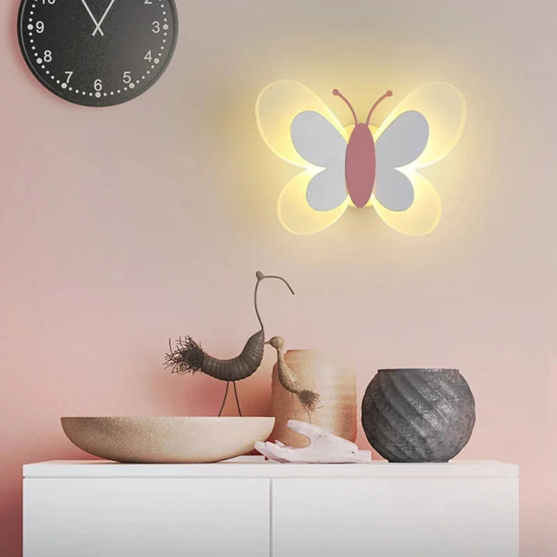 Luminária de Parede Estilo Borboleta - MAMATELA
