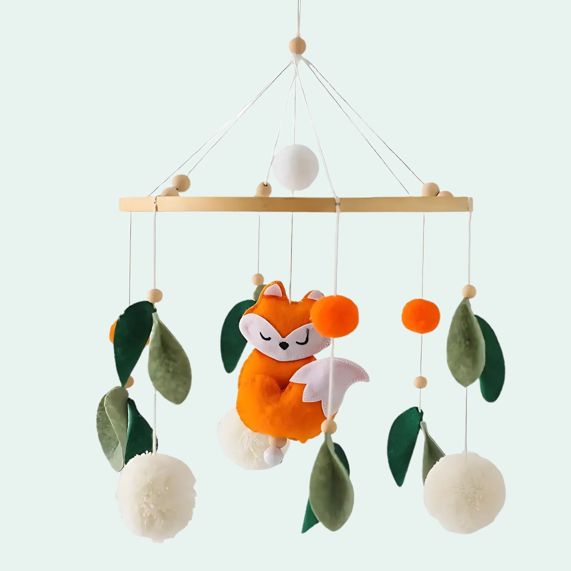 Mobile de Pelúcias e pompons para Berços - MAMATELA